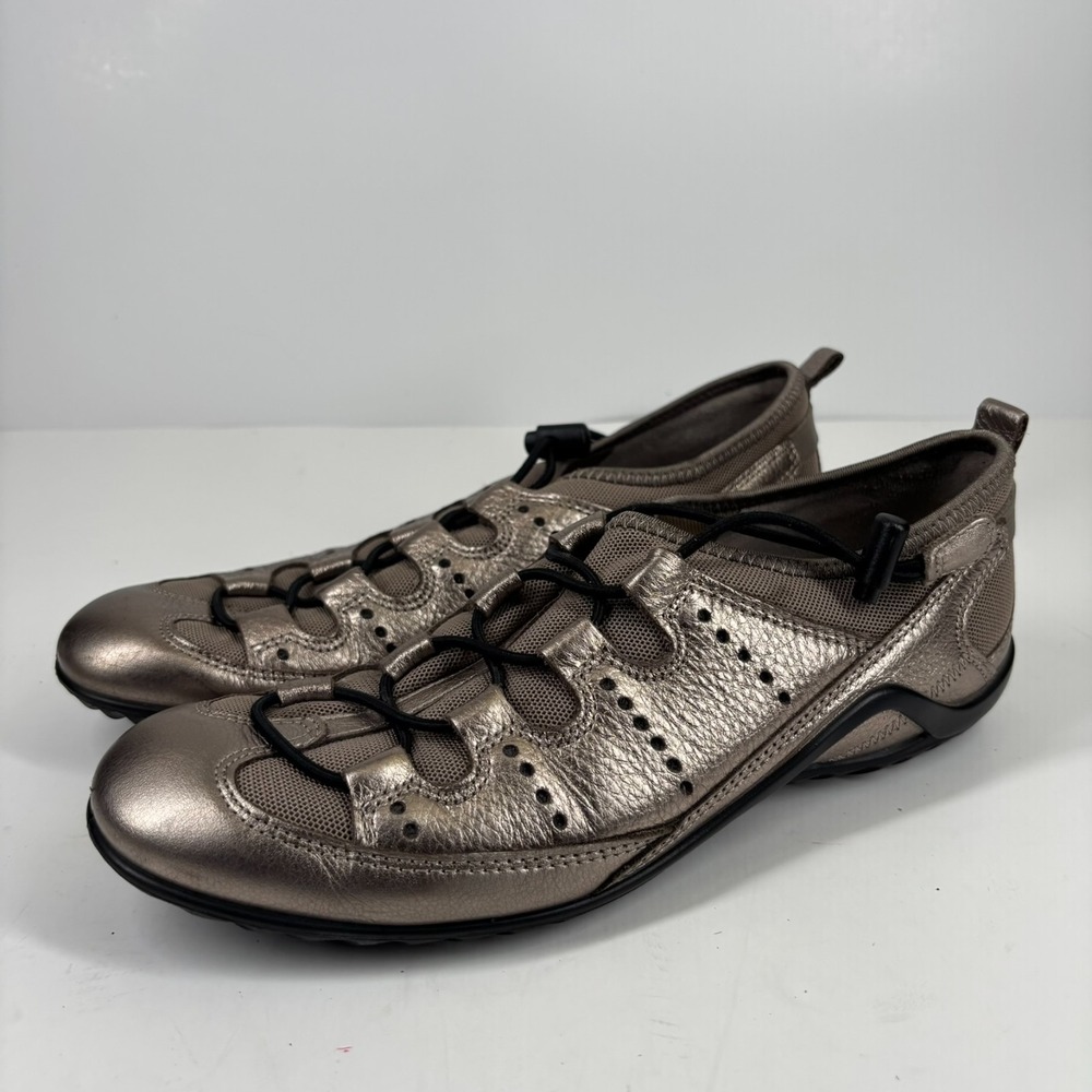 ECCO Vibration II Women's 7–7.5/38 Metallic Bronze Leather Bungee Toggle Sneaker